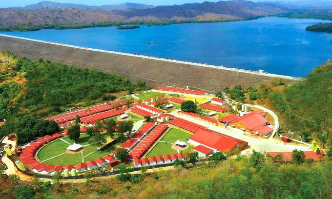 Rajpipla Hotel | 47 m² Hotel ∙ 3 guests