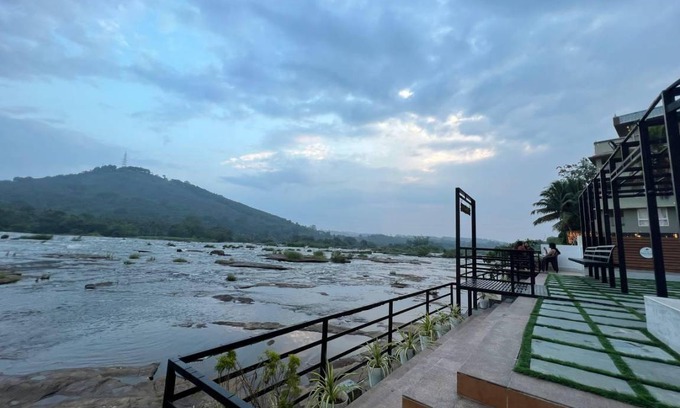 Chalakudy Hotel | 475 m² Hotel ∙ 3 guests