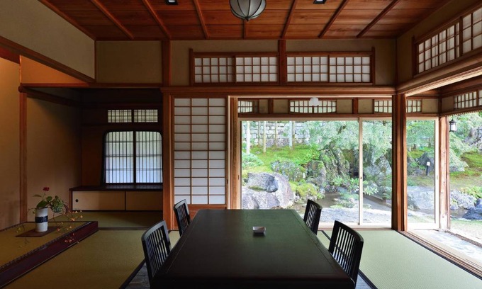 Sakyo Ward Resort | 500 m² Resort ∙ 5 bedrooms ∙ 127 guests