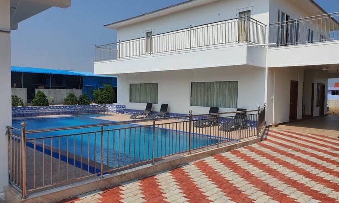 Tiruchendur Resort | 610 m² Resort ∙ 7 guests