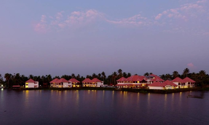 Alappuzha Resort | 74 m² Resort ∙ 4 guests