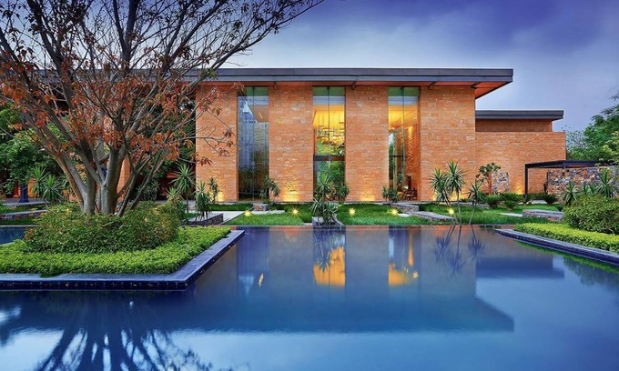 Gurugram Resort | 83 m² Resort ∙ 127 guests