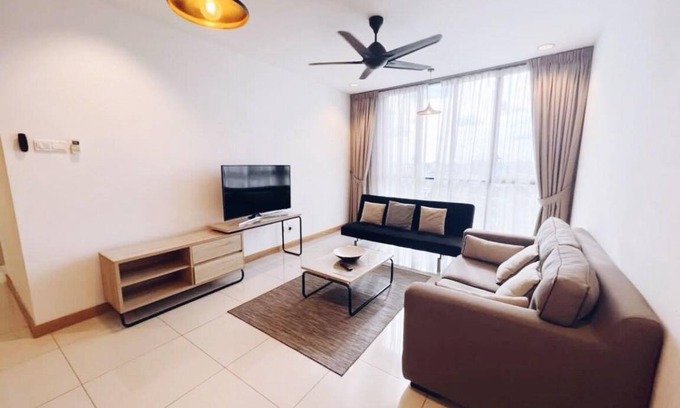Kampung Kerinchi Apartment | 950 m² Apartment ∙ 2 bedrooms ∙ 5 guests