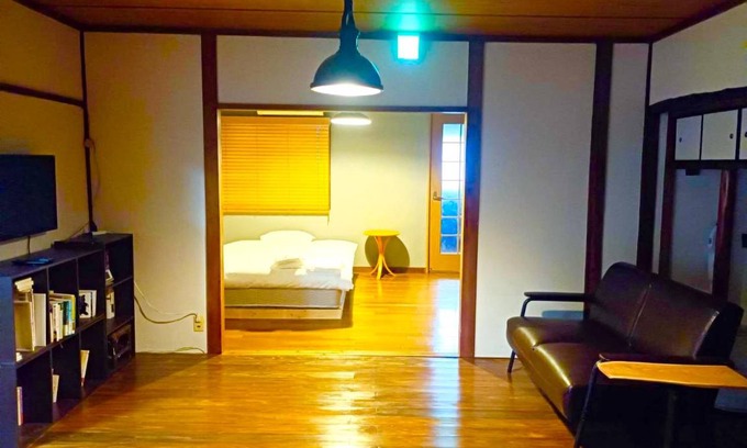 Shin-Osaka Bed & Breakfast | 99 m² Bed and breakfast ∙ 3 bedrooms ∙ 10 guests