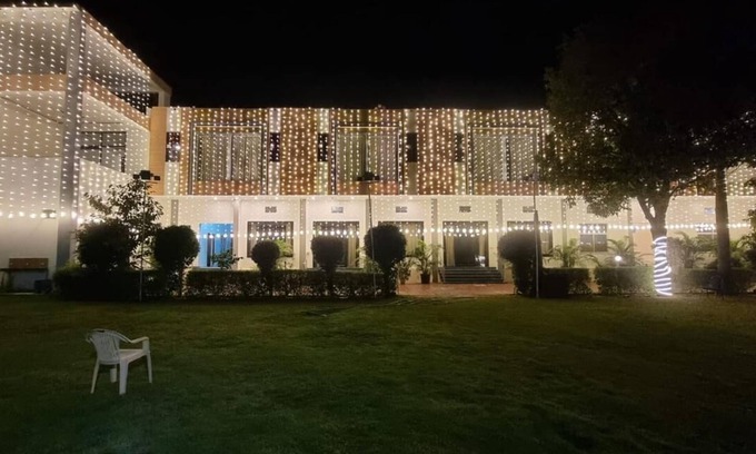 Pushkar Hostel | Aditya Palace