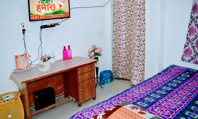 Varanasi Apartment | Apartment ∙ 1 bedroom ∙ 4 guests