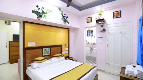 Nedumbassery Apartment | Base9 Family Lounge -Cochin Airport