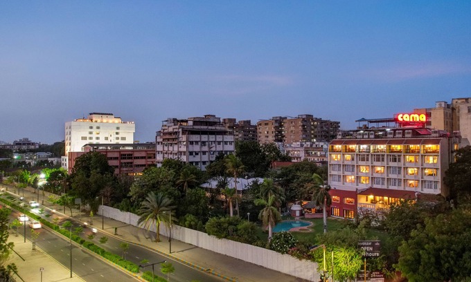 Ahmedabad City Centre Hotel | Cama Hotel