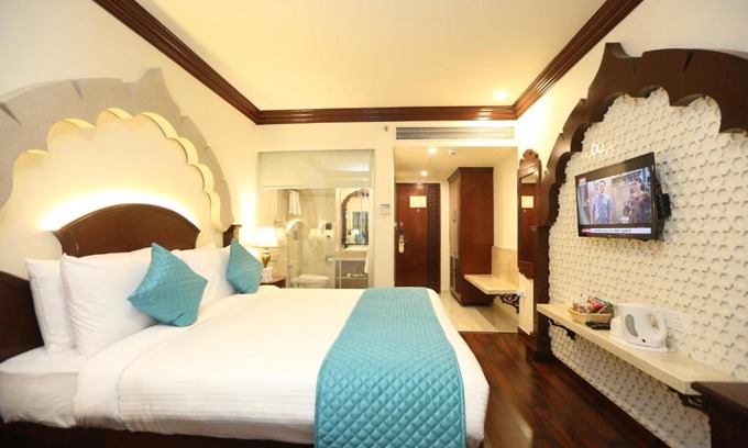 Pink City Hotel | Comfort Inn Sapphire - A Inde Hotel