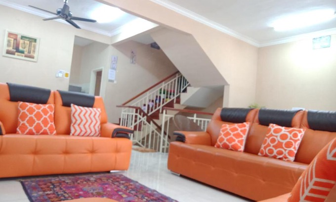 Bandar Puteri Puchong House | Cosy P6 Homestay