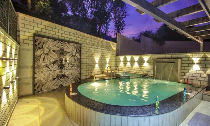 Kune Village Villa | EKO STAY Gold- White Waters Villa