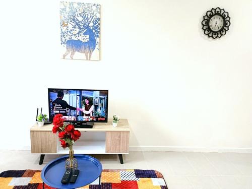 Cyberjaya Apartment | F1-33-05 Dream Land Suites Tamarind WIFI NETFLIXFree Parking