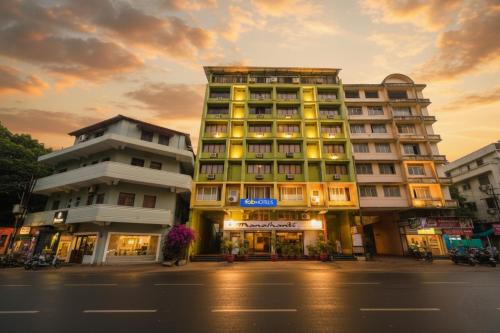 Altinho Hotel | Fabhotel Manoshanti - Nr Big Daddy Casino