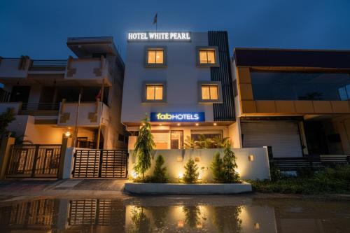 Khattalwada Hotel | FabHotel White Pearl