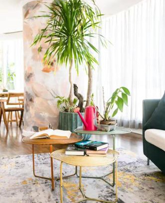 Downtown Apartment | Glass House w Stunning View in Poblacion Makati
