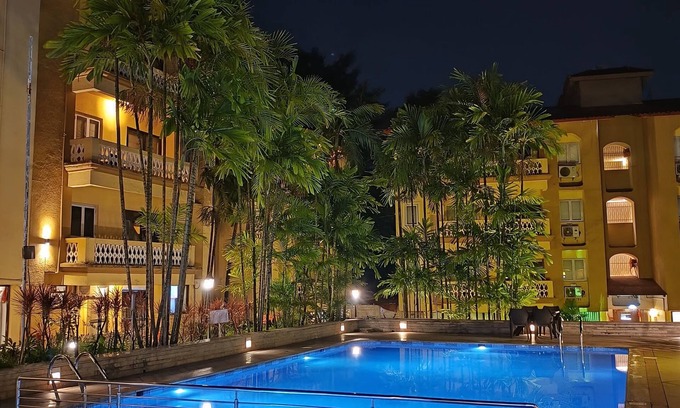 Vainguinim Hotel | Golden Landmark Green Valley Beach Resort