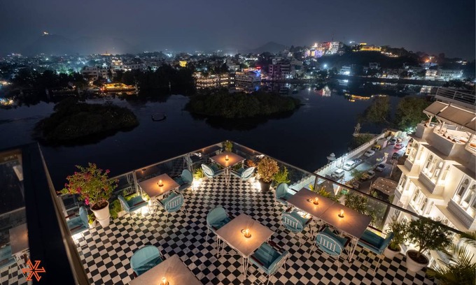 Lake Swaroop Sagar Hostel | Hostel ∙ 8 guests