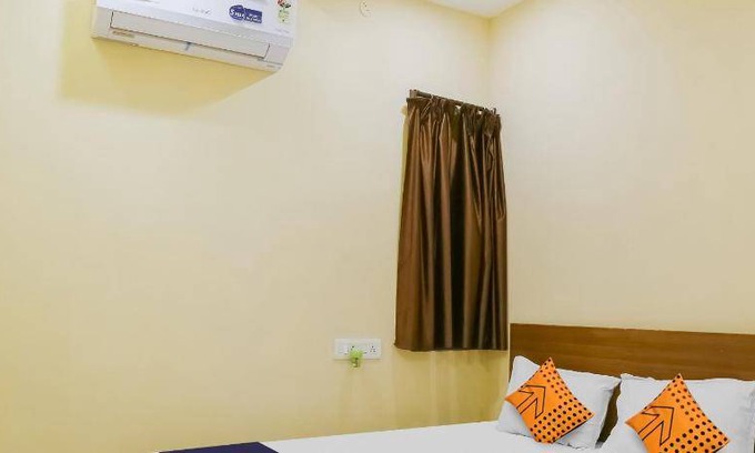 Visakhapatnam Hotel | Hotel ∙ 3 guests