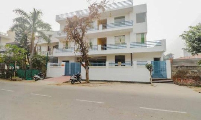 Noida Hotel | Hotel ∙ 3 guests