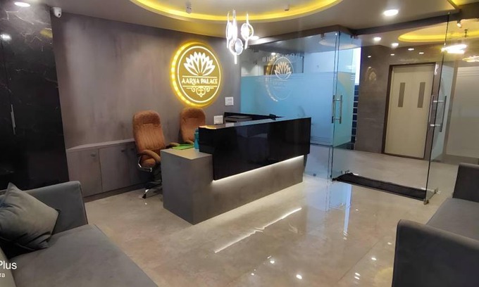 Vadodara Hotel | Hotel ∙ 3 guests