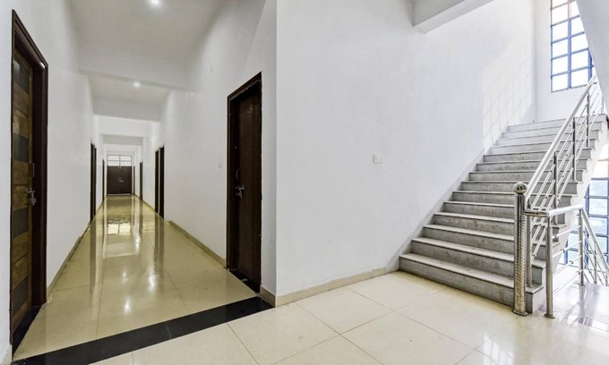 Gayariawas Hotel | Hotel ∙ 3 guests