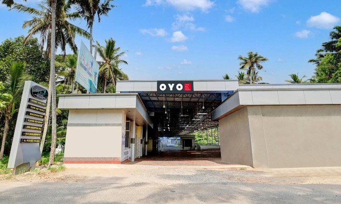Poovar Hotel | Hotel ∙ 3 guests
