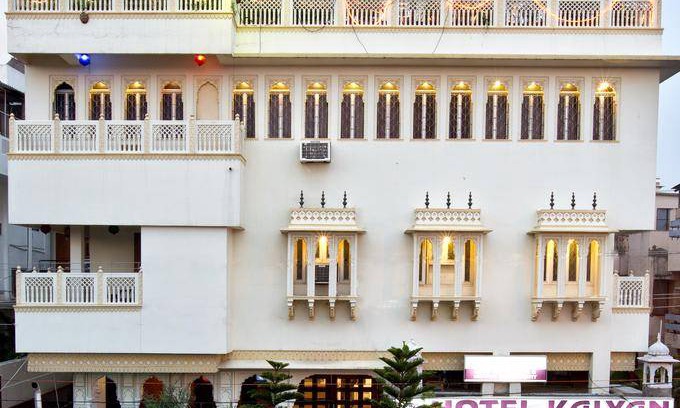 Gopalbari Hotel | Hotel ∙ 8 guests