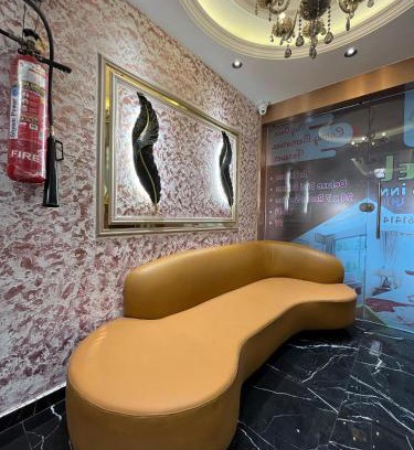 Adajan Hotel | Hotel Luxurious Inn