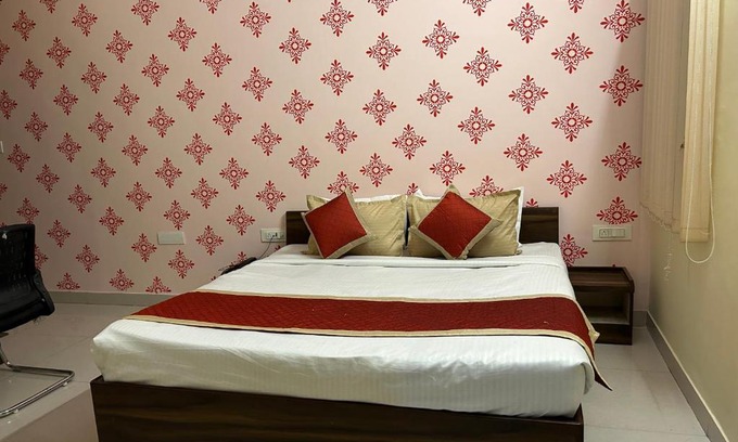 Jagatpura Hotel | HOTEL MAHIMA PALACE