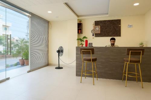 Malviya Nagar Hotel | Hotel O GT View