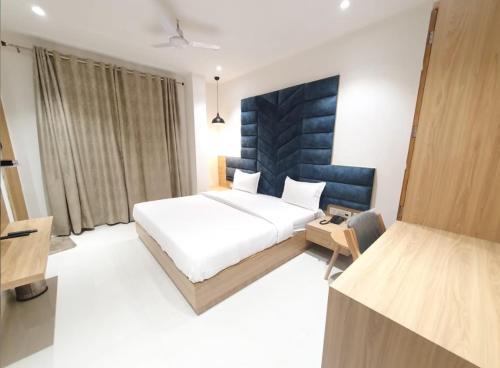Gwalior Hotel | HOTEL SCARLET