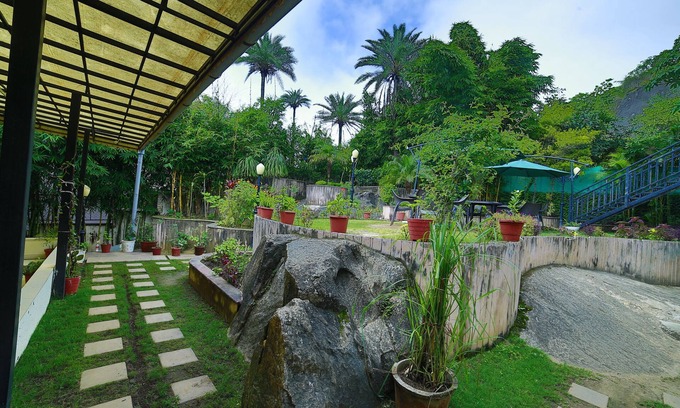 Mount Abu Hotel | Hotel Shiv Villa