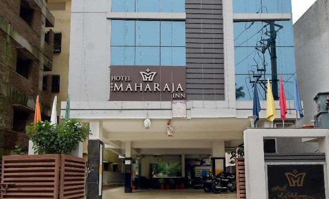 Dwaraka Nagar Hotel | Hotel Sri Maharaja Inn