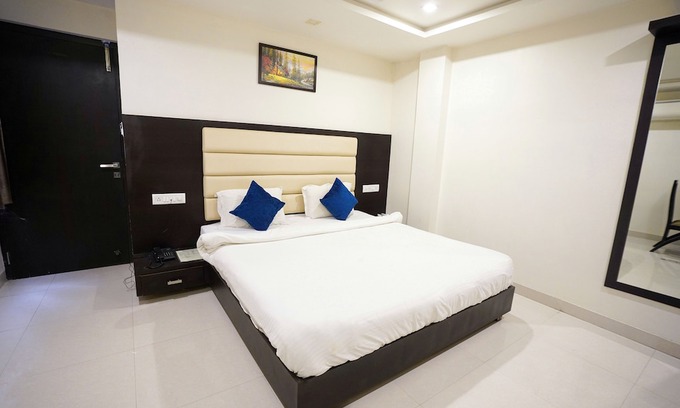 Udaipur City Centre Hotel | Hotel Suryansh