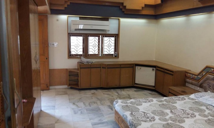 Ahmedabad Resort | Private room ∙ 4 guests