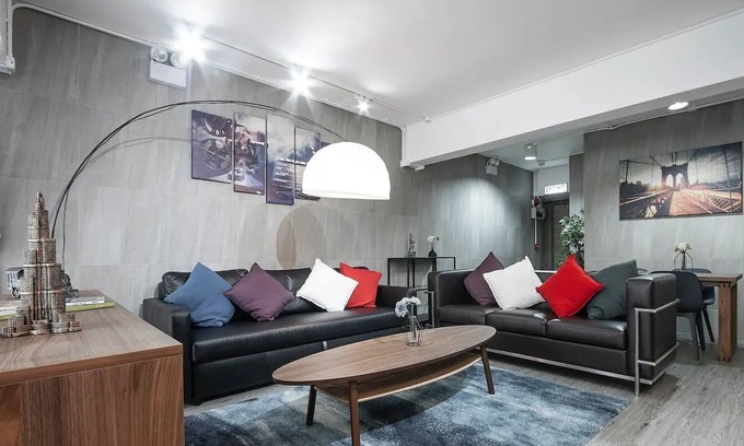Tsim Sha Tsui Apartment | L'Escale Limited - by Athena