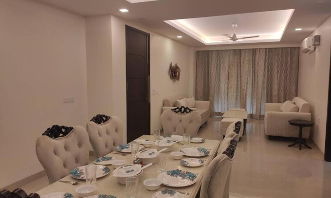 Gurugram Apartment | Lovely 3 Bedroom Luxury Apartment in Gurgaon