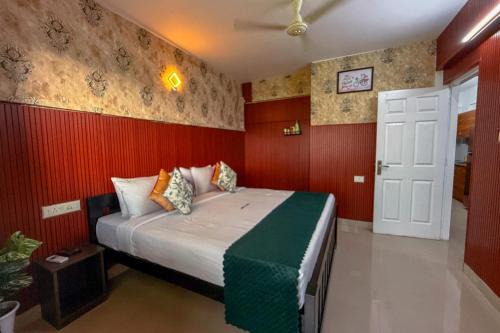 Nedumbassery Apartment | Mayflower Family Lounge -Cochin Airport
