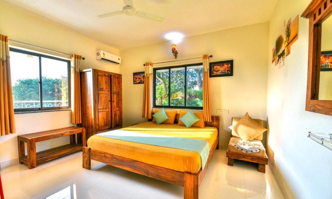 Candolim Resort | Monarch Suites