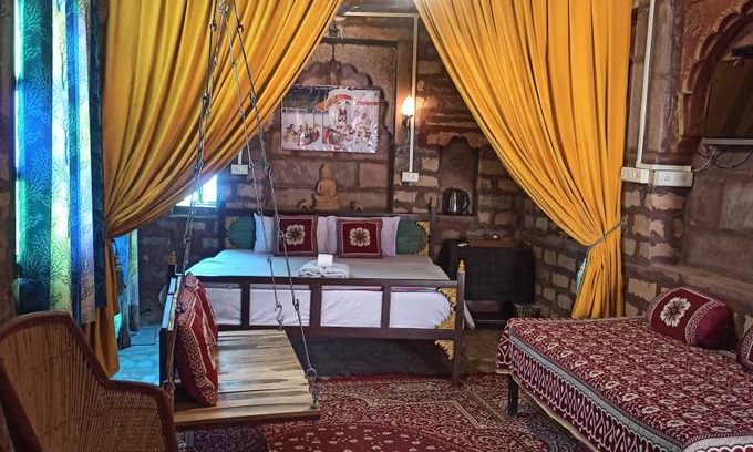 Gulab Sagar House | Motel ∙ 8 guests