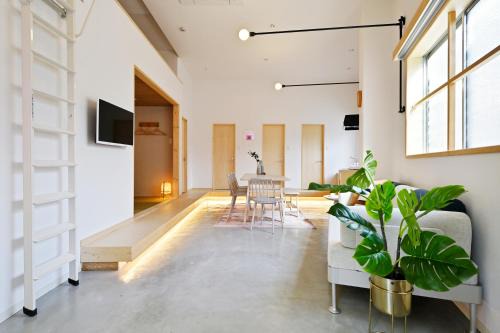 Kita Apartment | nid Osaka Tenma