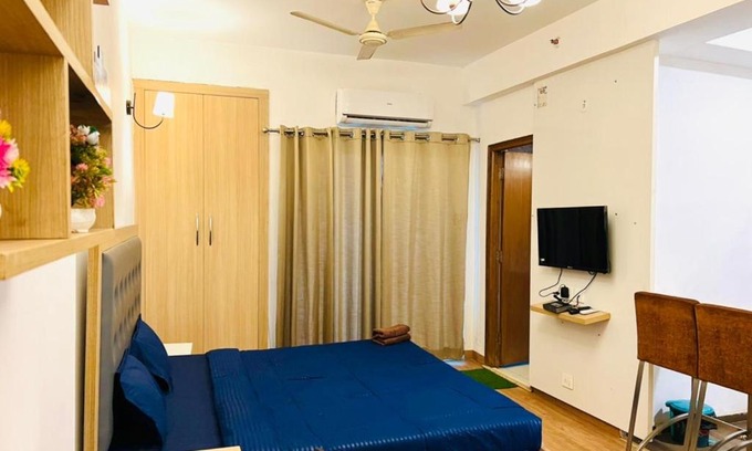 Noida Apartment | Noida Luxury Suites