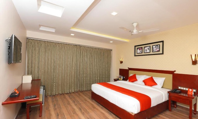 Madurai Main Hotel | OYO 14759 Hotel President