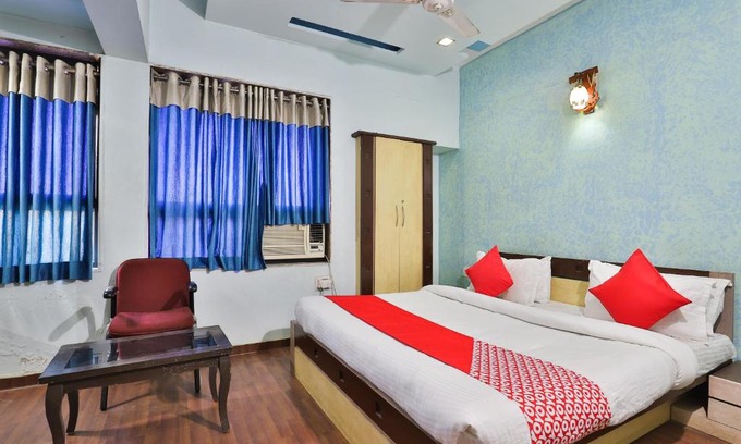 Gandhinagar Hotel | OYO 27689 Hotel Haveli Inn