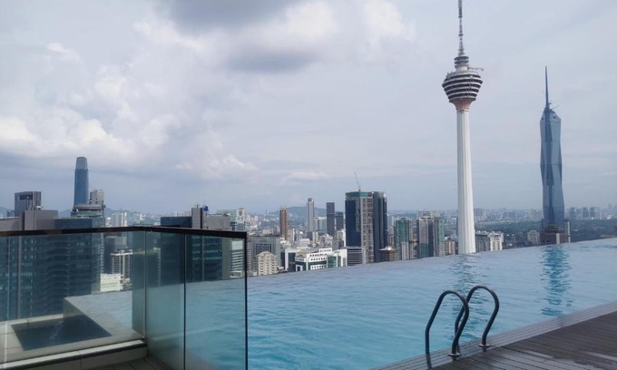 Kuala Lumpur City Centre Apartment | Platinum Suites KLCC Deluxe 2 Bedroom Apartment by LaManche