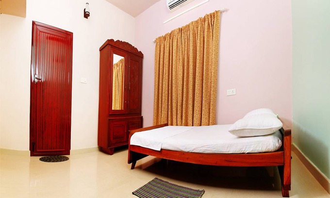 Mararikkulam North Resort | Private room ∙ 3 guests