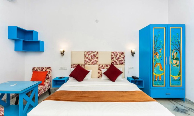 Lake Swaroop Sagar Resort | Private room ∙ 2 guests