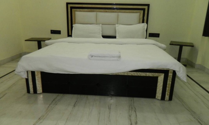 Durgapura Resort | Private room ∙ 2 guests