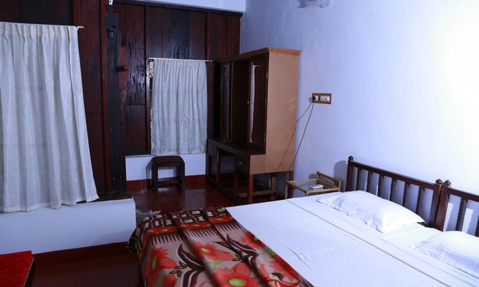 Andhakaranazhy Resort | Private room ∙ 3 guests