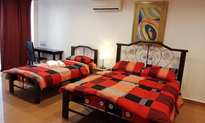 Cheras Resort | Private room ∙ 3 guests